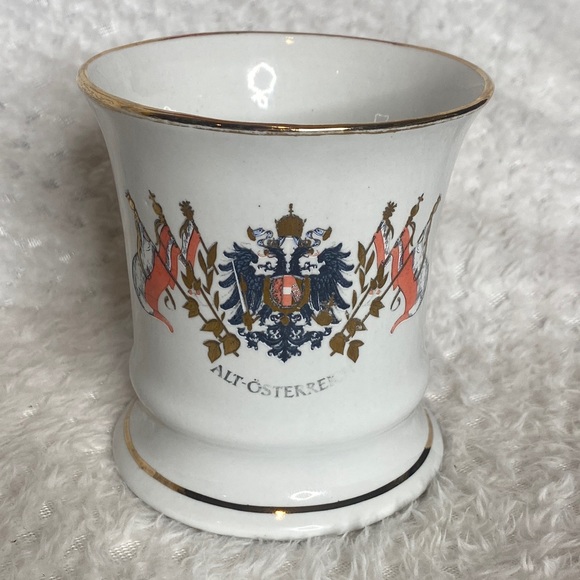 Souvenir from Austria Schlogl Vienna mug cup - Picture 1 of 5